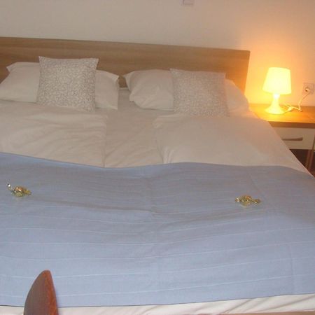 Bed and Breakfast Lugarnica Zagabria Esterno foto