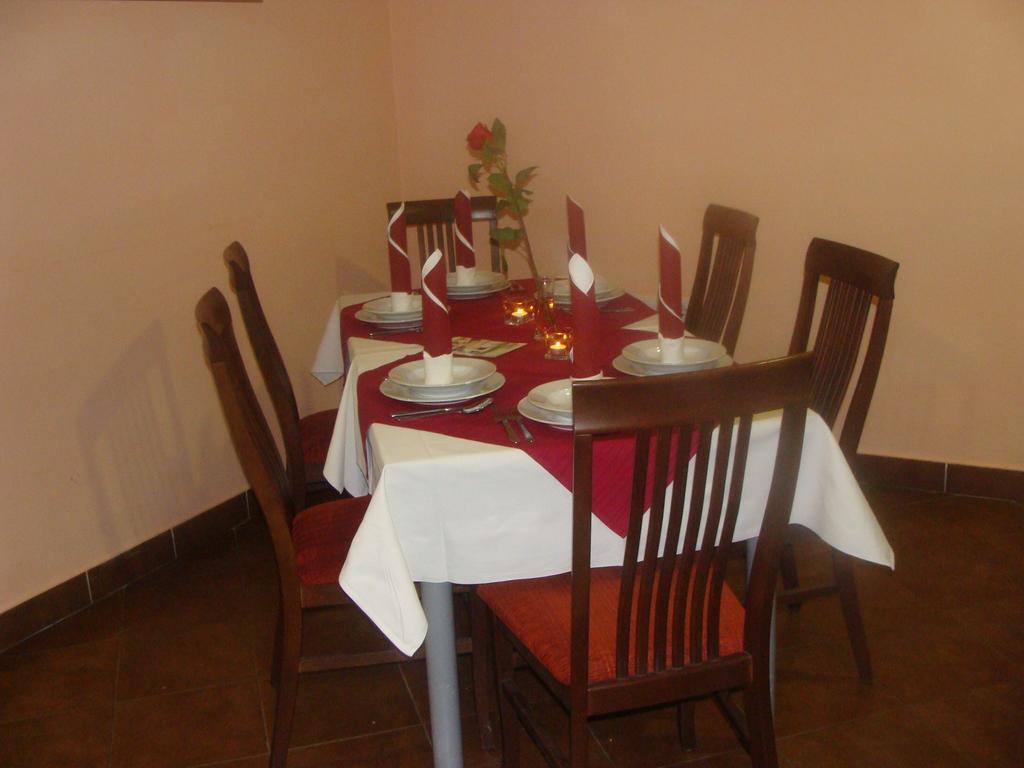 Bed and Breakfast Lugarnica Zagabria Esterno foto