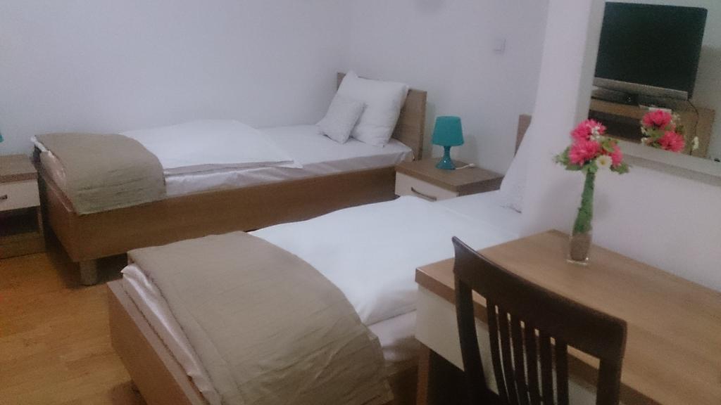 Bed and Breakfast Lugarnica Zagabria Camera foto