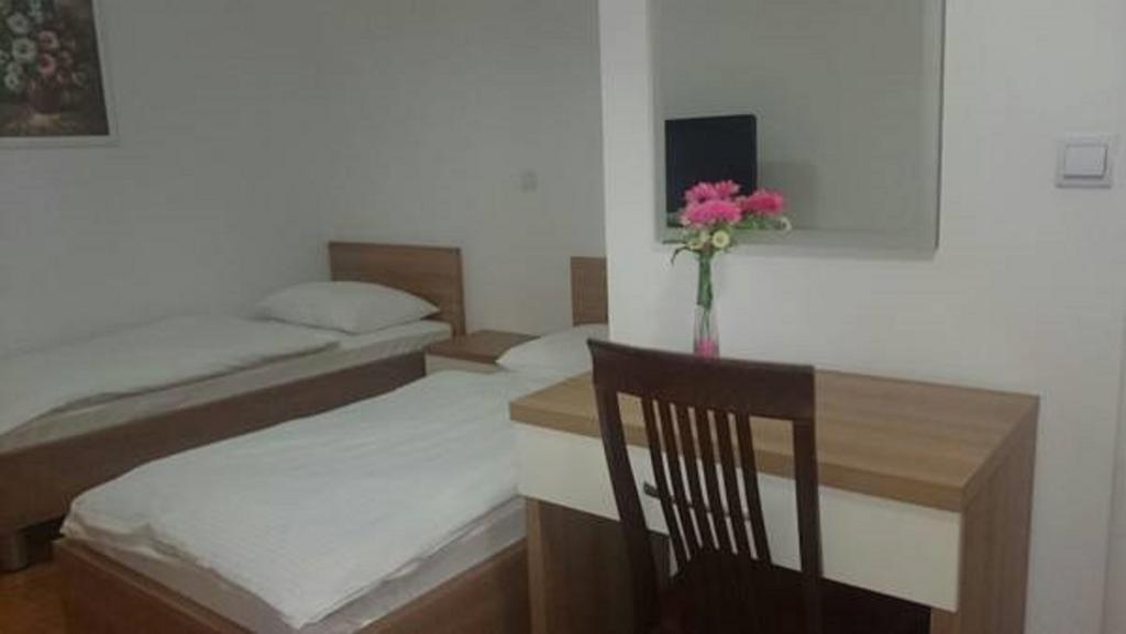 Bed and Breakfast Lugarnica Zagabria Camera foto