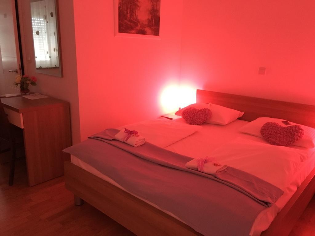 Bed and Breakfast Lugarnica Zagabria Esterno foto